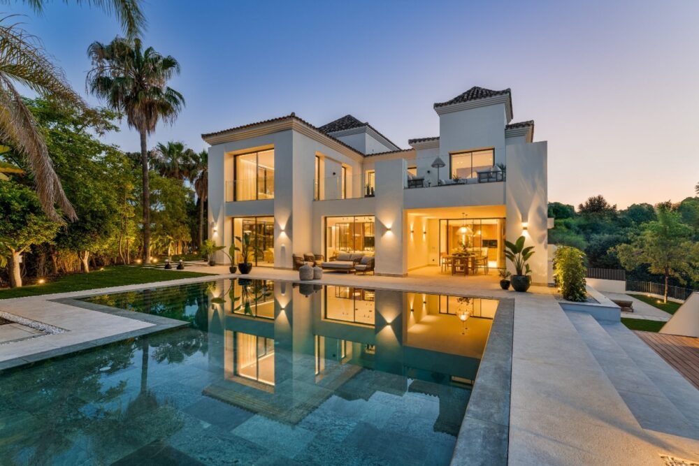 luxury andalusian villa for sale in el herrojo benahavis